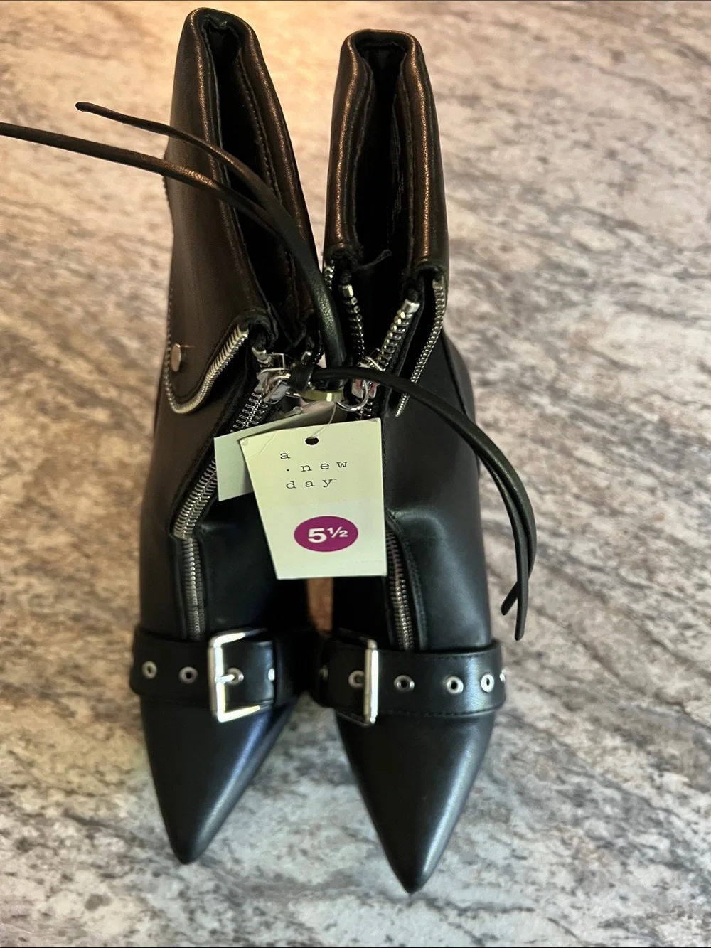 Black Pointed Toe Ankle Boots with Fringe Zipper and Silver Belt Wrap NWT 5.5
